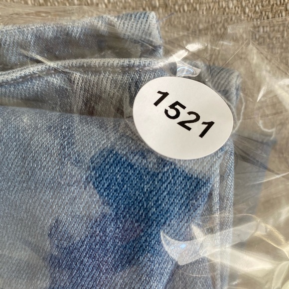 KanCan Jeans Women’s 25 Light Blue Flare Jeans - Picture 8 of 8